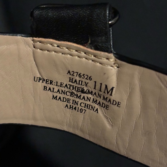 EUC H by Halston black leather Baily size 11 - Picture 3 of 5